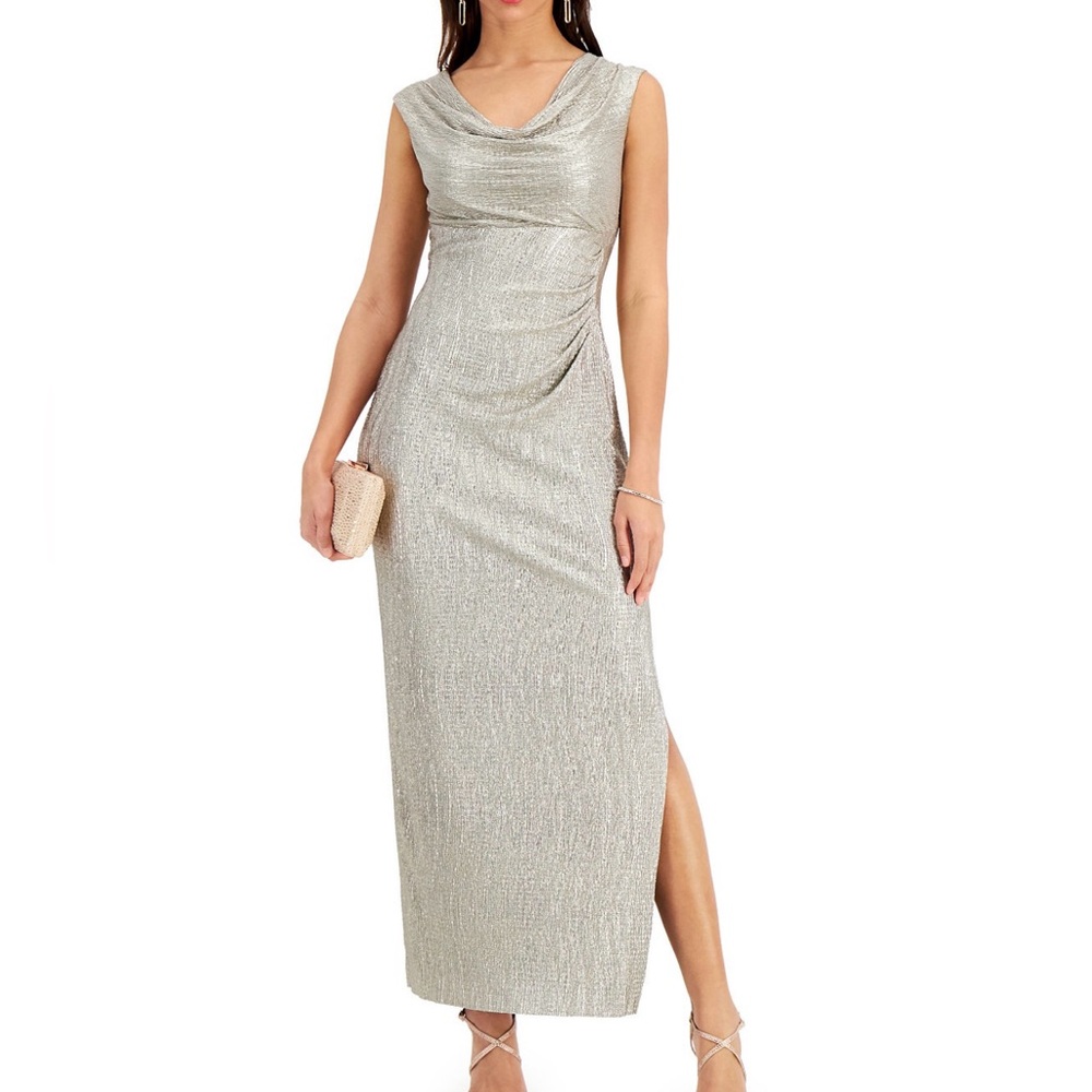 Connected textured metallic gown size 4